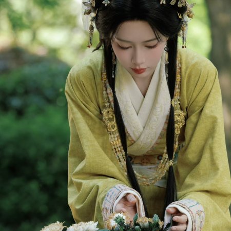 Empress Reborn ()