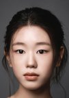 Park So Yi in Lingering Korean Movie(2020) Park So Yi in Lingering Korean Movie(2020)