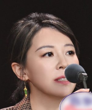 Xiao Yan Wang