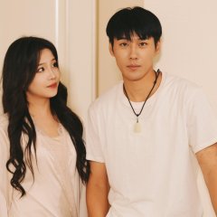 Flash to a Wealthy Family Chinese Drama photo