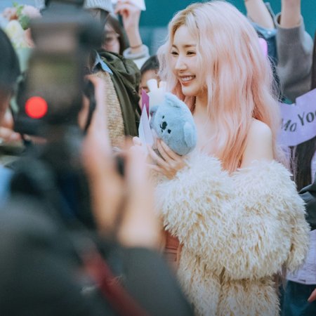 Confidence Queen (2025)