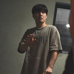 Wall to Wall Korean Movie photo