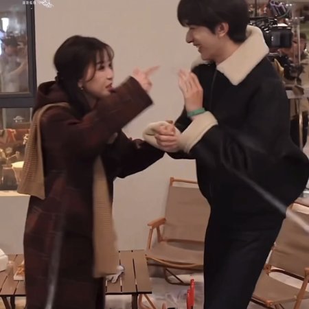 Ski into Love (2025)