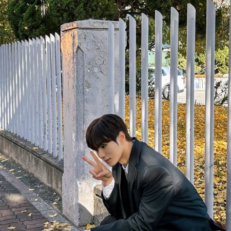 Secret Relationships (2025)