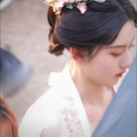 The Palace Stewardess ()