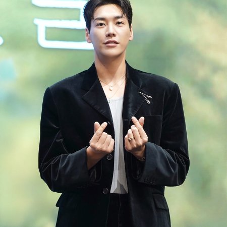 Walking on Thin Ice (2025)