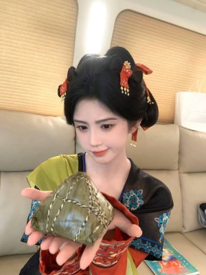 JuJingYi