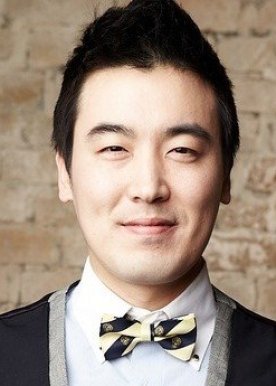 Kim Dong Woo in Wanna Sleepover Korean Drama (2021)