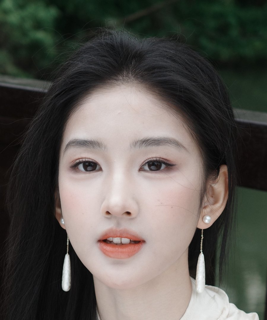 Yu Yao Huang