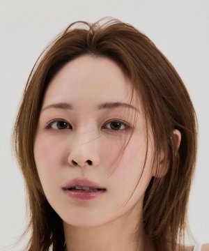 Si Eun Ahn