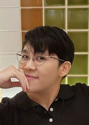 Hempiran Pindhusenee in Neth Mahunnop Thai Drama