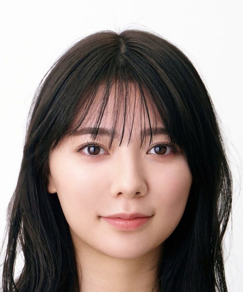 Asuka Kawazu
