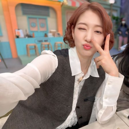 Undercover Miss Hong (2026)