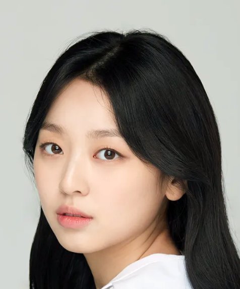 Soo Min Lee
