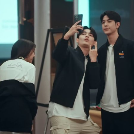 MuTeLuv: "Hi” by My Luck (2025)