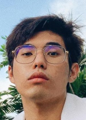 Osann Jirawat Tosuwan in Me and Who Thai Drama()