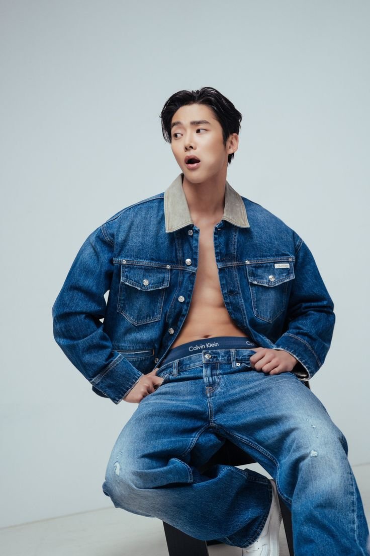 calvin_rowoon1.jpg