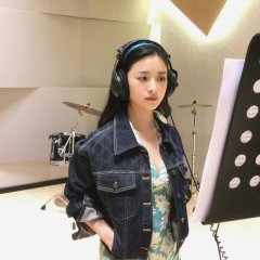 Shen Yue photo
