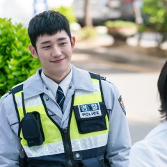 Jung Hae In photo
