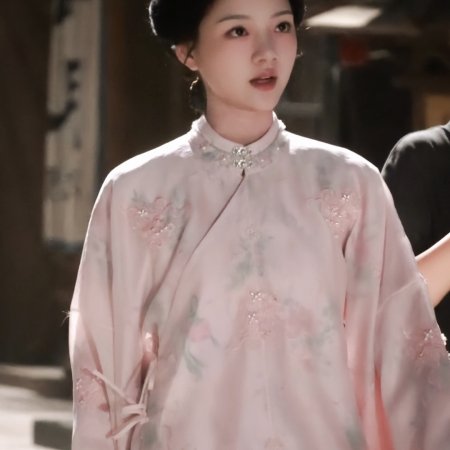 Liang Chen Mei Jin ()