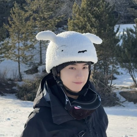 Ski into Love (2025)