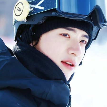 Ski into Love (2025)