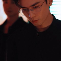 Huang Yi Xuan photo