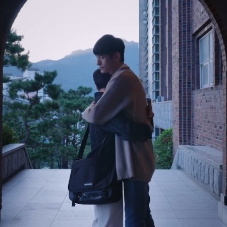 Love Class (2022)