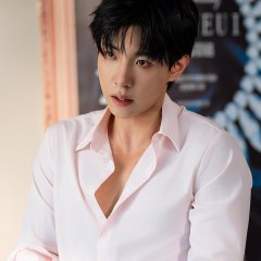 Wild Love Chinese Drama(2025) photo