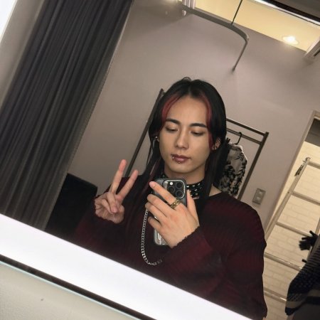 Punks Triangle (2025)