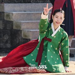 Im Ji Yeon photo
