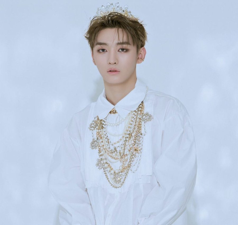 yoon jisung.jpg