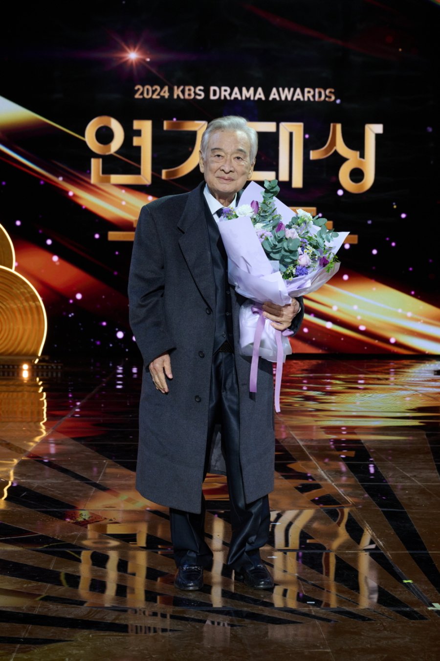 Gorgeous Veteran South Korean Actor Lee Soon-jae Dies At 91 Design for Desktop Gorgeous Veteran South Korean Actor Lee Soon-jae Dies At 91 Design for Desktop