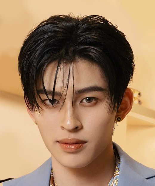 Naravit Lertratkosum