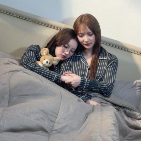 Enemies with Benefits ()