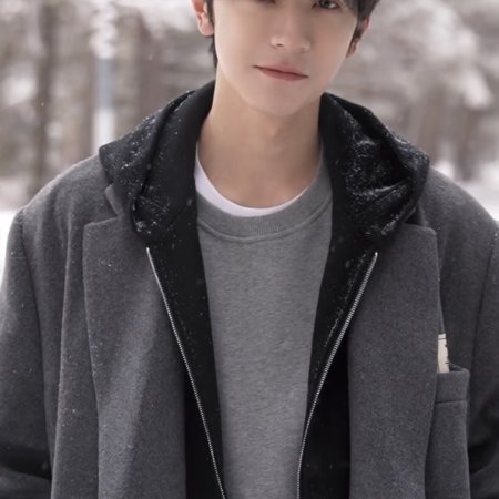 Ski into Love (2025)