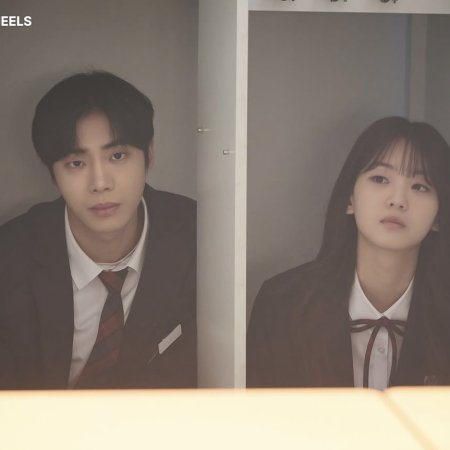Head over Heels: Behind the Scenes (2025)