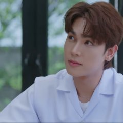 Pak Varayu Pusomjitsakul photo