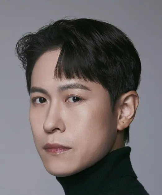 Hyoung Hun Lee