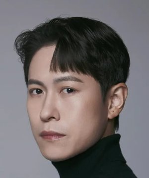 Hyoung Hun Lee