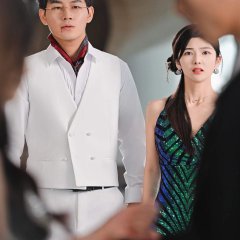 After the Husband, the Fat Woman Went Crazy in the Entertainment Industry Chinese Drama photo