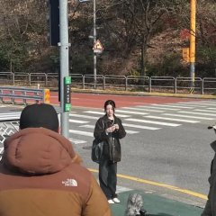 Everyone Is Fighting Their Own Worthlessness Korean Drama photo