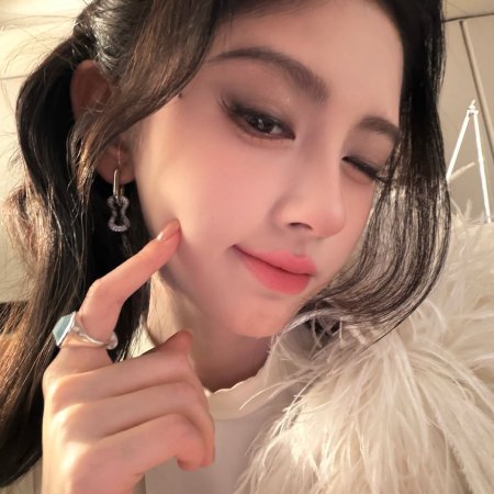 Ju Jing Yi