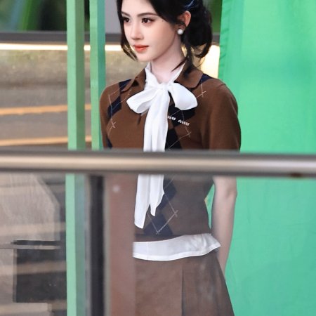 Ju Jing Yi
