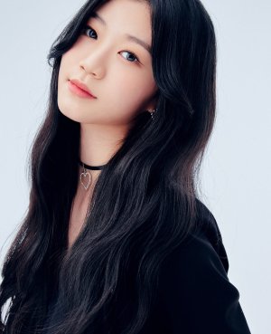 Hyo Rin Ju