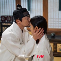 Captivating the King (2024) photo