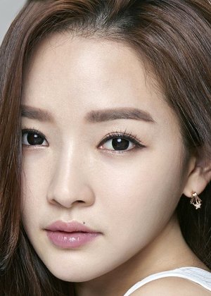 Yoon Song Ah in Diamond Hotel Korean Drama (2021)