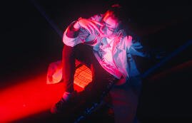 des