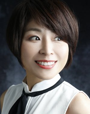 Mariko Koga