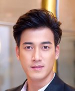 Wayo Peerawat Sareewong